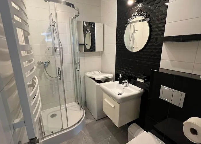 Apartment Attic Close To The And Center