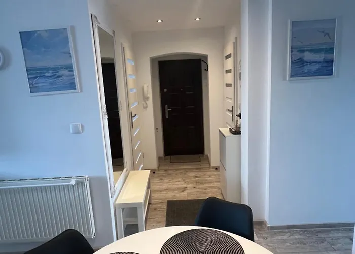 Attic Close To The And Center Apartment *